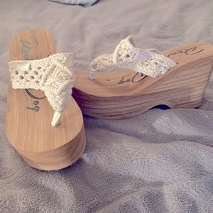 Comfy summer sandals